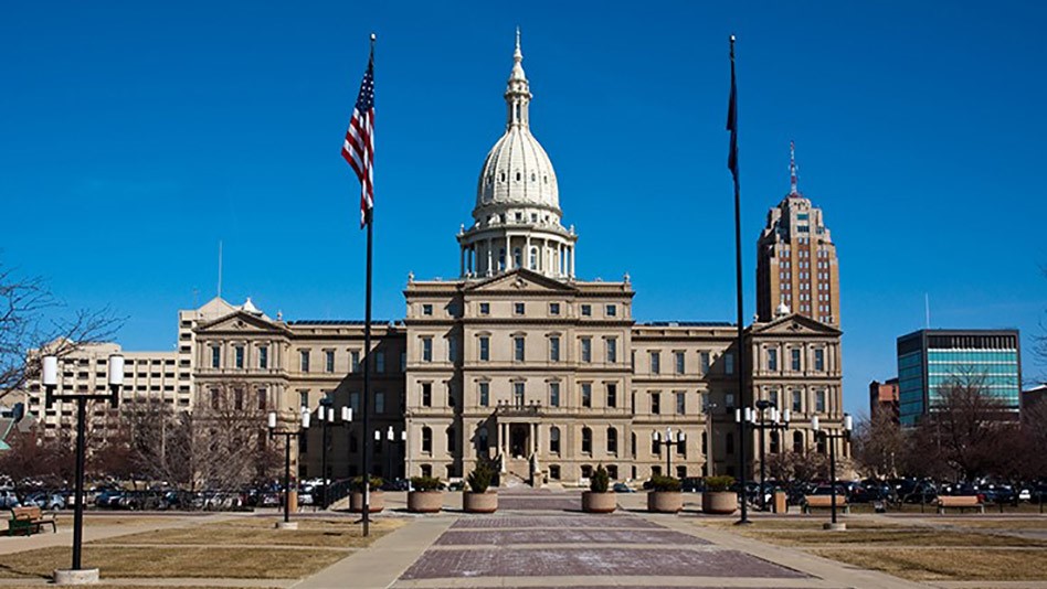 Michigan Lawmakers Consider Bill to Lower Minimum Age to Work with Cannabis